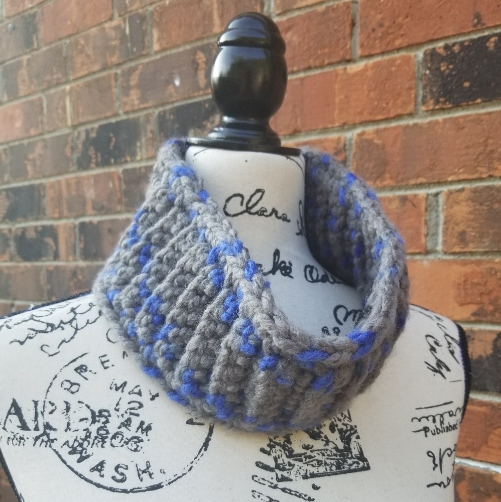 NWT Handmade Crochet Cowl/Earwarmer Grey Blue